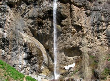 1200px Sangan Waterfall in May 360x264 آبشار دوقلو