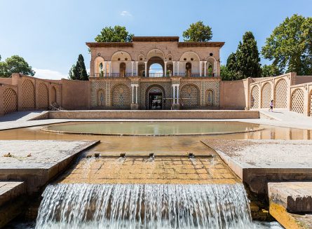 شاهزاده ماهان1 445x327 باغ شازده زیباترین باغ تاریخی ایران