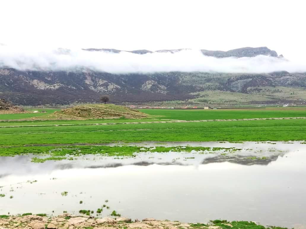 دریاچه پریشان دشت ارژن، طبیعت وسیع و خوش‌آب‌ورنگ ایران
